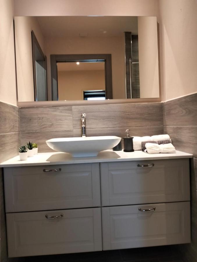 Crisa Apartment Parma Zewnętrze zdjęcie